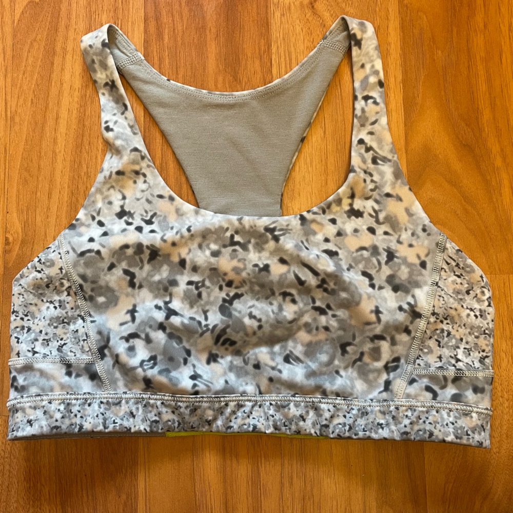lululemon patterned sports bra size 6